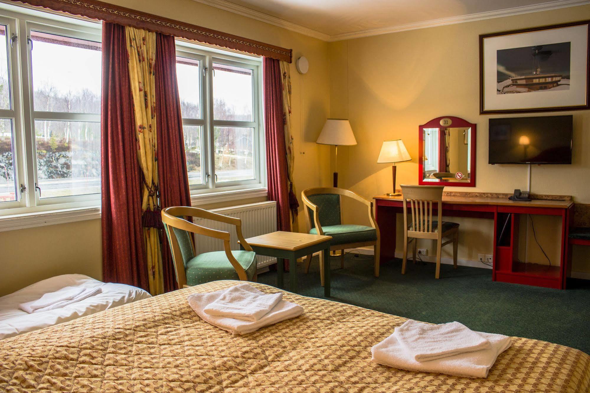 Tysfjord Hotel Storjord I Tysfjord Εξωτερικό φωτογραφία